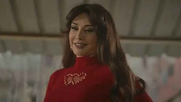 أداء تمثيلي عفوي رقصاً وغناءً .. كاريس بشار تتصدر الترند في “سماهر”