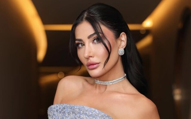 هبة نور تستعرض سيارتها باهظة الثمن بعدما سألت عن الحب