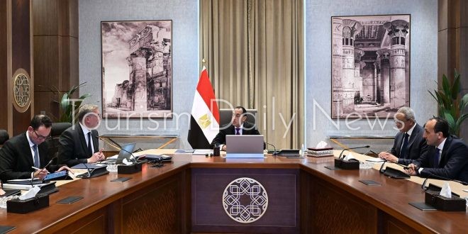 رئيس الوزراء يستعرض مستجدات عددٍ من مشروعات وملفات عمل وزارة البترول