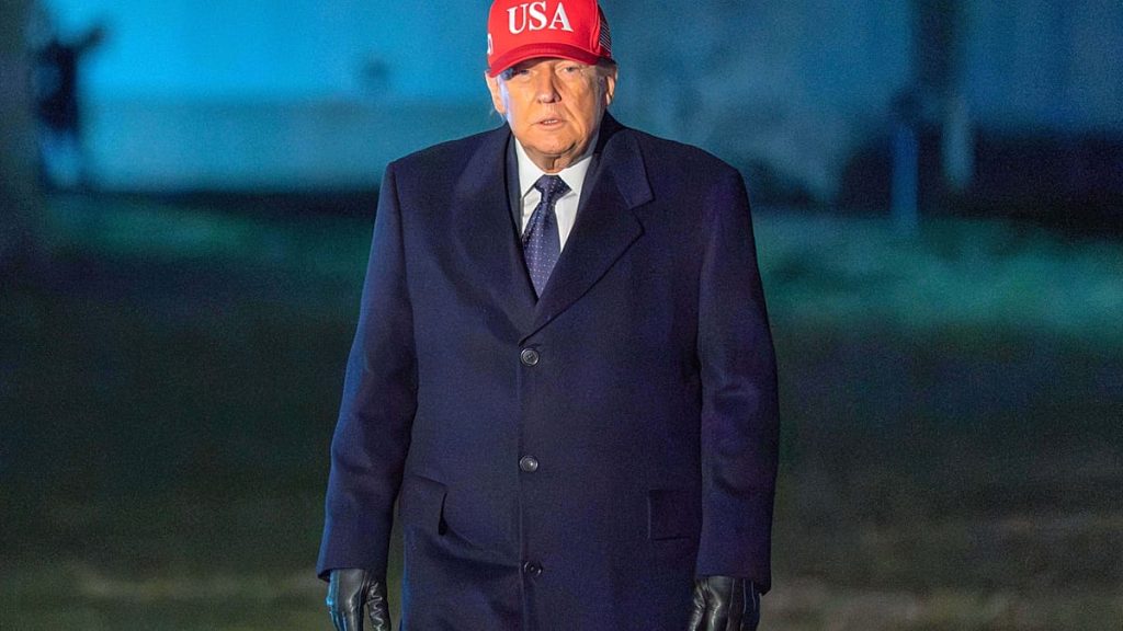 ترامب يفاخر بأسلحة بلاده: نستطيع خوض الحروب للأبد