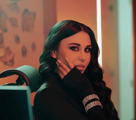 لارا نور تغنّي لبيروت… رسالة أمل بالعودة رغم الحرب