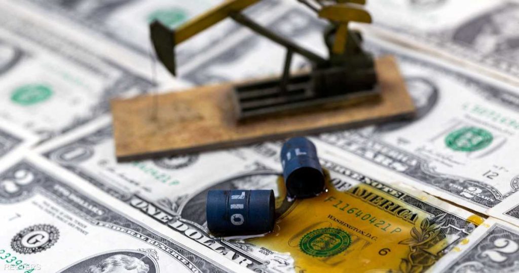 رغم تصاعد المخاطر.. لماذا لم تشهد أسعار النفط “صدمة كبرى”؟