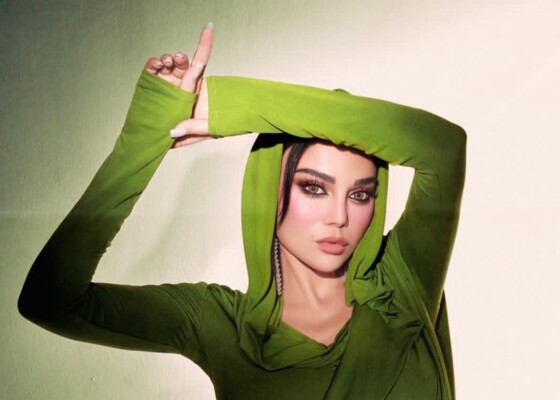 هيفا وهبي تتألق بالأخضر في عيد الفطر… وهذا سعر فستانها المميز