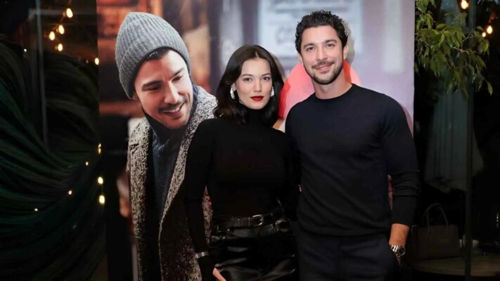 طفل بينار دينيز يخطف القلوب بأول ظهور له