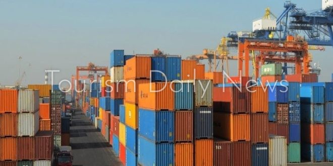 جمارك السويس تكشف جهود تسريع إجراءات الإفراج وإحكام الرقابة على الواردات