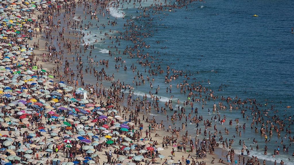 البرازيل: سائح بريطاني يتعرض لعملية احتيال ويدفع 1,500 جنيه إسترليني مقابل “كباب”