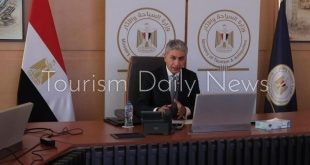 شريف فتحي وزير السياحة والآثار