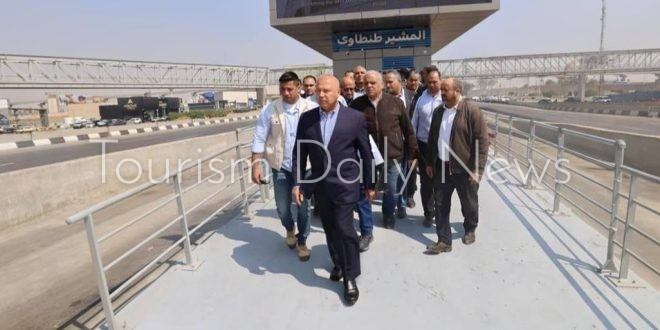 وزير النقل يتفقد جاهزية المرحلة الثانية للأتوبيس الترددي BRT