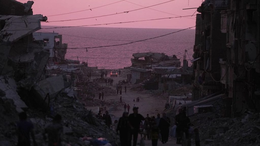 محادثات القاهرة.. توافق فلسطيني على “صيغة مشروطة” بشأن “حصر السلاح” في قطاع غزة