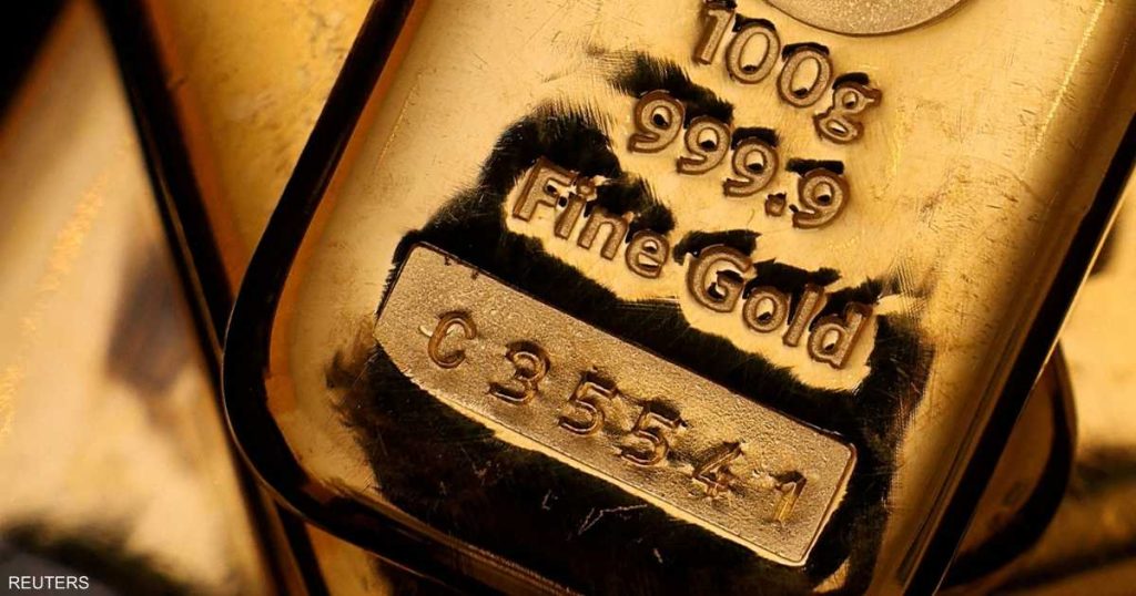 غولدمان ساكس يخفض توقعاته للذهب إلى 4900 دولار للأونصة