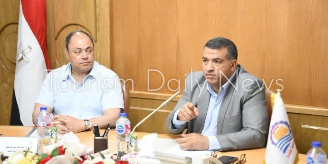 محافظ قنا يبحث مع رئيس هيئة تنمية الصعيد لبحث تنفيذ مشروعات تنموية جديدة
