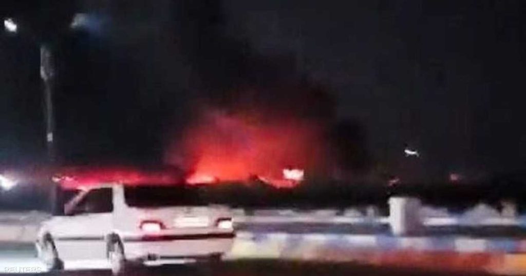 من بوشهر إلى كنارك.. استهداف مواقع عسكرية وبحرية في إيران