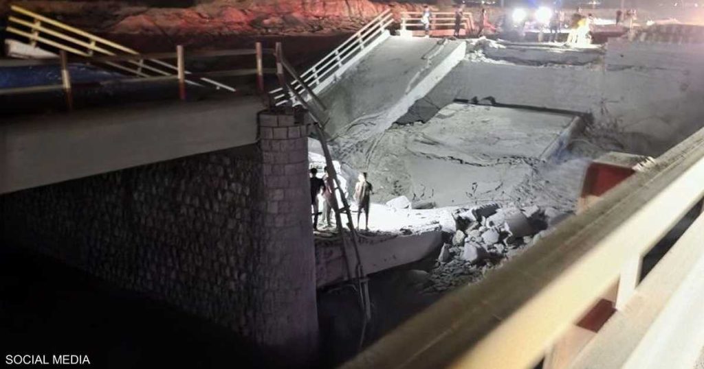 مسؤول أميركي: قصف الجسور بإيران يهدف إلى قطع إمدادات النظام