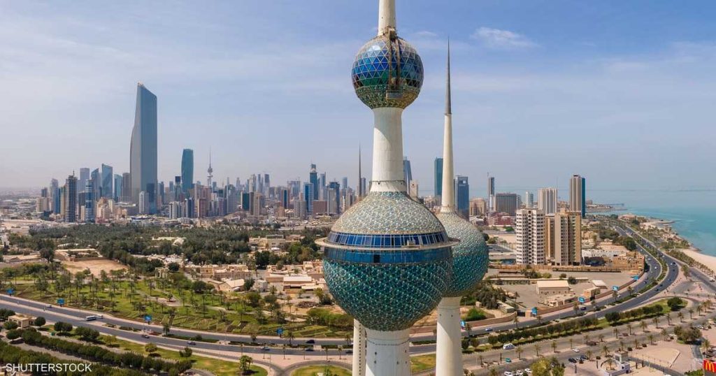 الكويت: إصابات خلال التعامل مع حريقين خلفتهما هجمات إيرانية
