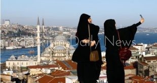 تركيا تواصل صعودها السياحي