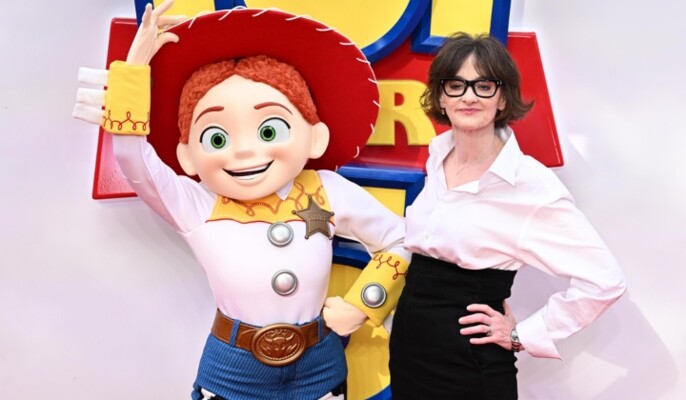 بعد 25 عاماً من الانتظار… حلم جيسي يتحقق في “Toy Story 5”