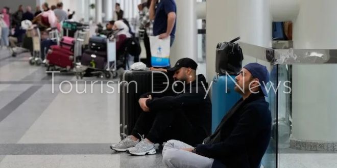 التصعيد بين إيران وإسرائيل يشل حركة الطيران ويكبد القطاع مئات الملايين