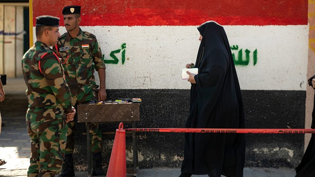 السلطات العراقية تحقق مع 4 عناصر شرطة بتهمة الاعتداء الجنسي على موقوفة