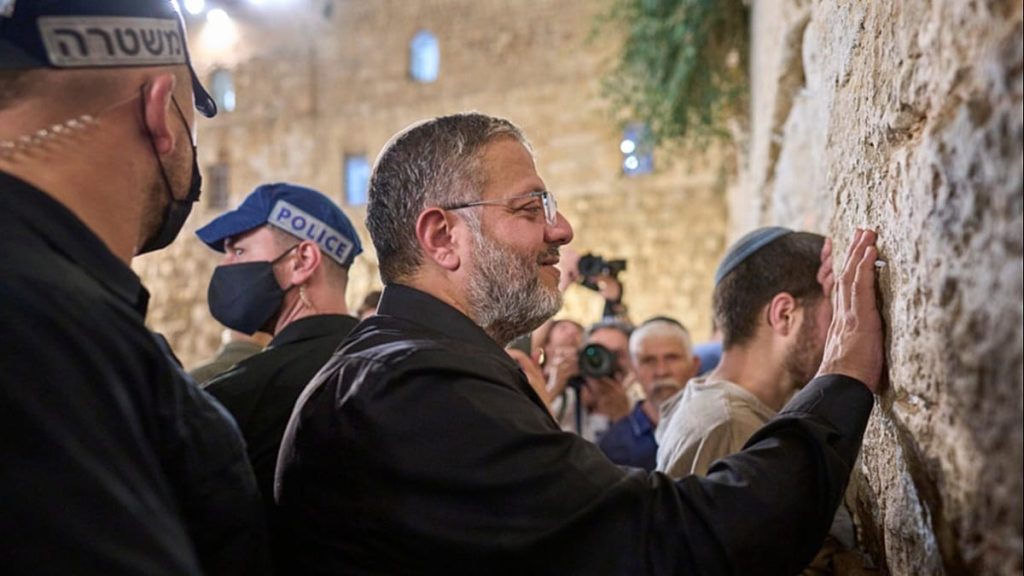 “إنهم ليسوا بشراً”.. بن غفير يدعو لقتل عشرات الفلسطينيين في غزة كل ليلة