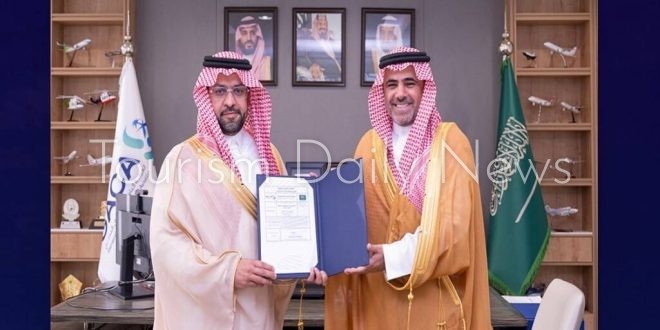 “الطيران المدني السعودي” تسلم 4 تصاريح لمهابط الطائرات العامودية في العلا