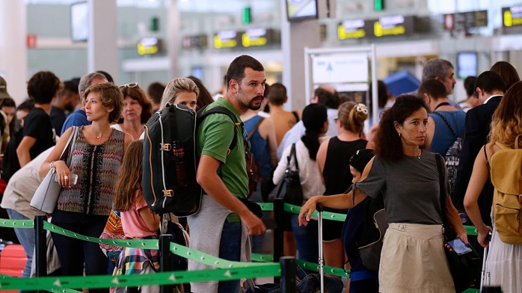 برشلونة-أمستردام: أكثر رحلة جوية توترا في أوروبا لمن يخافون الطيران