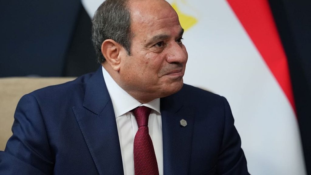 عاجل. – بعد طلب السيسي تفويضًا لتقديم دعم دفاعي للسعودية.. البرلمان المصري يؤجّل التصويت على المقترح