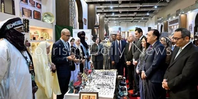 رئيس الوزراء يفتتح الدورة الثامنة لمعرض “تراثنا 2026” لدعم الحرف اليدوية
